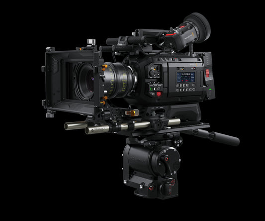 Blackmagic URSA Cine 17K 65 + EVF